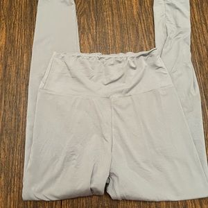 Butter soft gray leggings